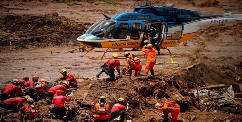 Asciende a 209 cifra de muertes por desastre minero en Brasil. Foto: PL.