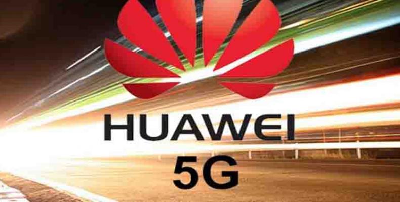 Lanza al mercado firma china Huawei su primer teléfono móvil con 5G. Foto: PL.