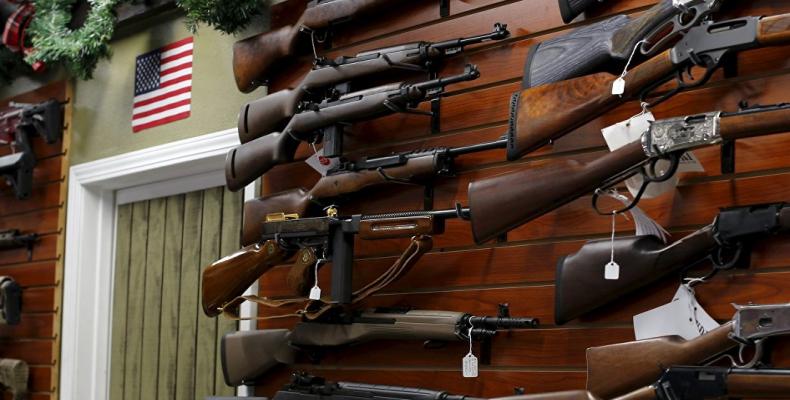 Las armas se venden como cualquier mercancía. Foto: Internet