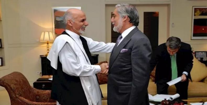 El presidente de Afganistán, Ashraf Ghani, y el exjefe del Ejecutivo y gran rival político, Abdulá Abdulá, firmaron este domingo en Kabul un esperado acuerdo de
