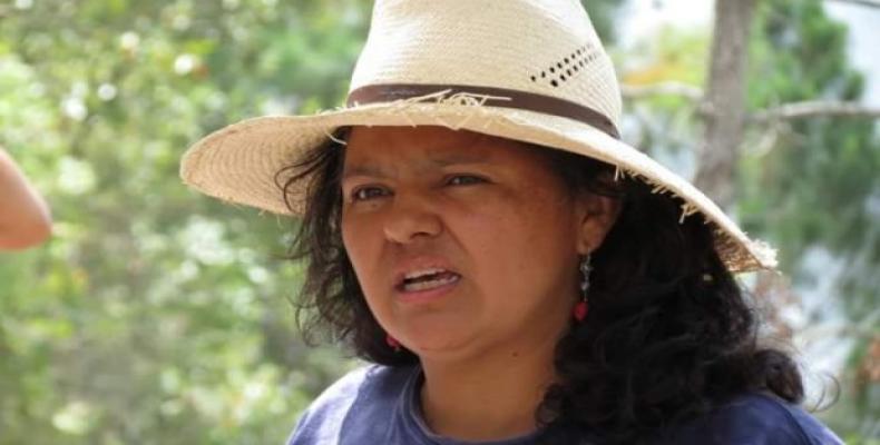 Berta Cáceres, líder indígena y defensora medioambiental hondureña. (Foto/resumenlatinoamericano.org)