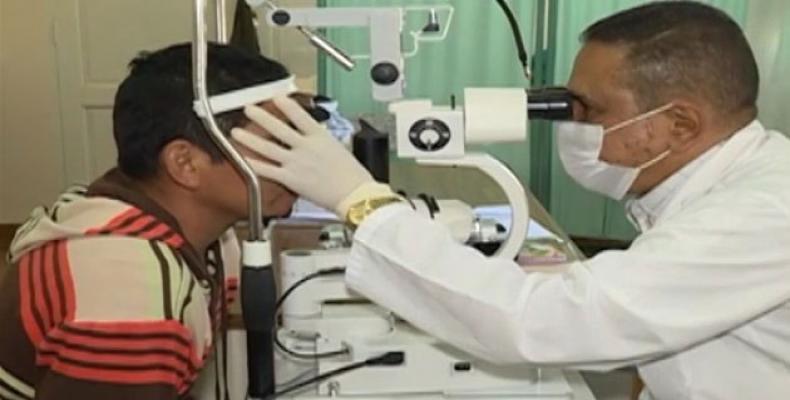 Mediante la Operación Milagro se realizaron en Bolivia cirugías de cataratas y otras enfermedades de la vista de forma totalmente gratuita.Foto:Archivo.