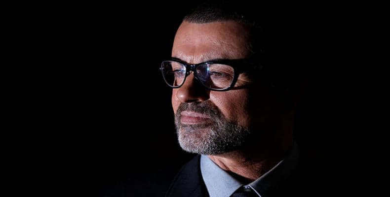 George Michael antes de una rueda de prensa en la Royal Opera House, Londres, 11 de mayo de 2011. Stefan Wermuth/Reuters