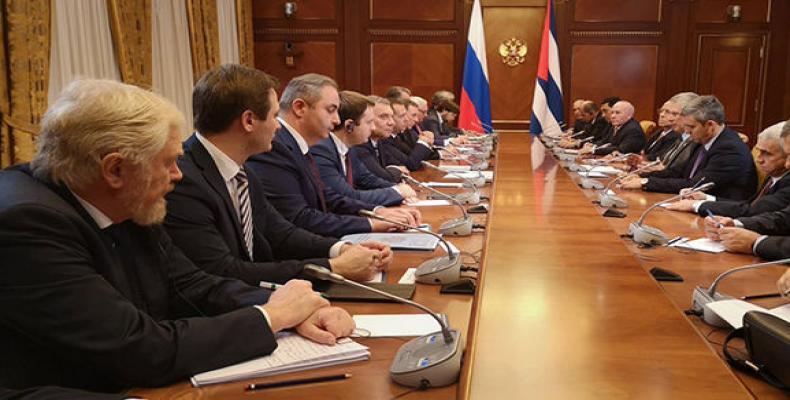 Cuban President Miguel Diaz-Canel meets with Russian prime minister.   Photo: CubaDebate