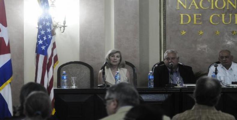 La reunión es un reconocimiento al IML y a la pericia demostrada por Cuba en la materia. Foto: ACN