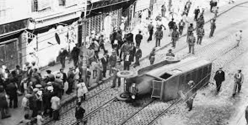 La ciudad de Sagua la Grande estuvo 24 horas en poder de las fuerzas rebeldes con el pueblo volcado a las calles. Foto: Archivo