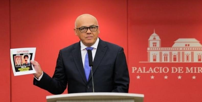 Venezuelan Minister of Communications Jorge Rodriguez delivers a press conference in Caracas.  Photo: Twitter / @PresidencialVen