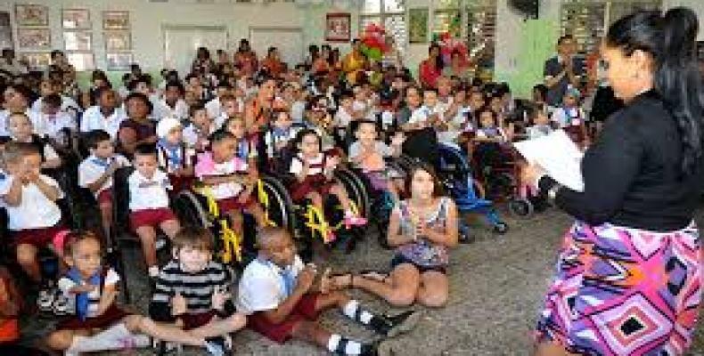 Children of Special School &quot;Solidaridad con Panama&quot; in Havana