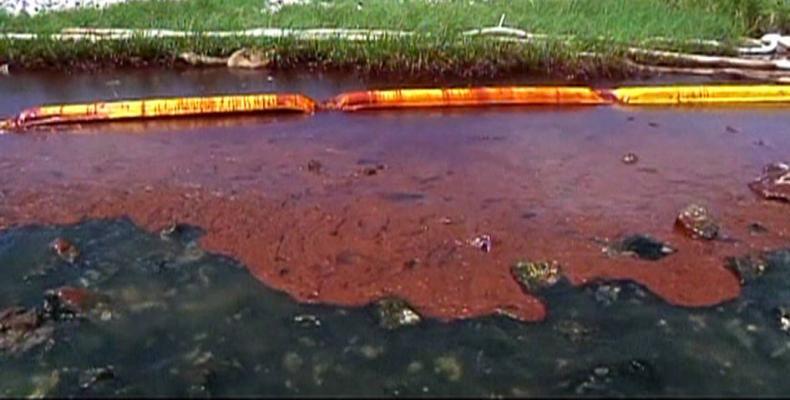 14-year-old Gulf of Mexico oil spill among the worst in U.S. history.  Photo: AP