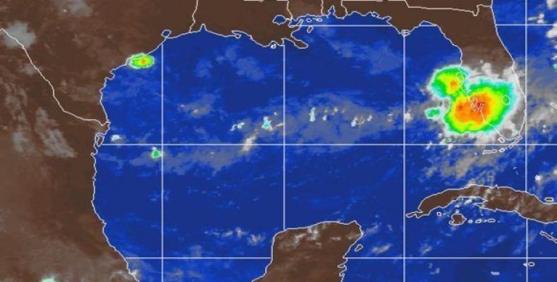 Emily posee vientos máximos sostenidos de 75 kilómetros por hora, con rachas superiores. Imagen tomada de la ACN