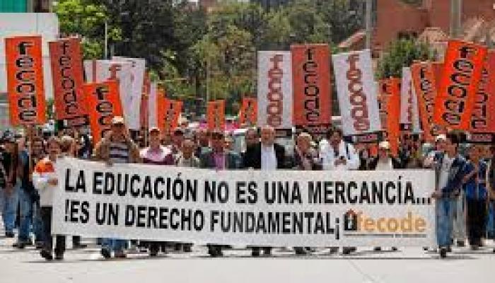 Anterior manifestación de maestros colombianos