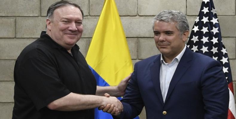 Mike Pompeo, à gauche et le président colombien, Ivan Duque, ont récemment abordé les pressions à exercer sur le Venezuela.