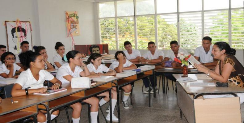 El problema de la cobertura docente ha golpeado en los últimos años al sistema educacional cubano. Foto: Archivo