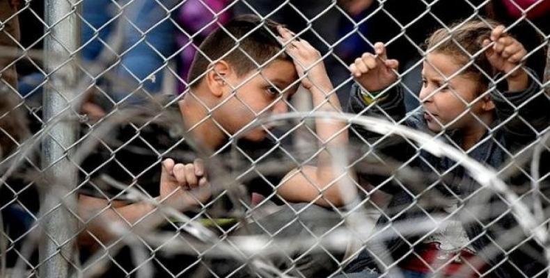 Children inside migrant holding area in El Paso, Texas. (Photo: Ivan Pierre Aguirre / The Texas Tribune)