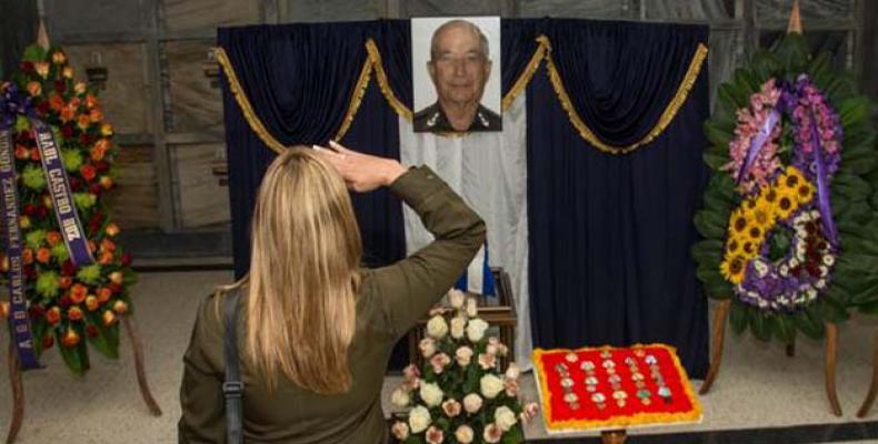 Honras fúnebres al General de División Carlos Fernández Gondín. Foto tomada de Internet