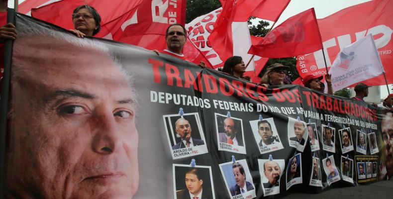 Protesta contra Michel Temer en Rio de Janeiro, 28 de mayo de 2017. Julio Cesar Guimaraes / Reuters