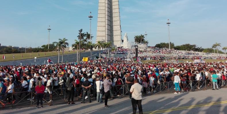 Desfile en la Plaza de la Revolución por el 1ro de mayo 2018. Foto/ Marianela Samper / RHC.