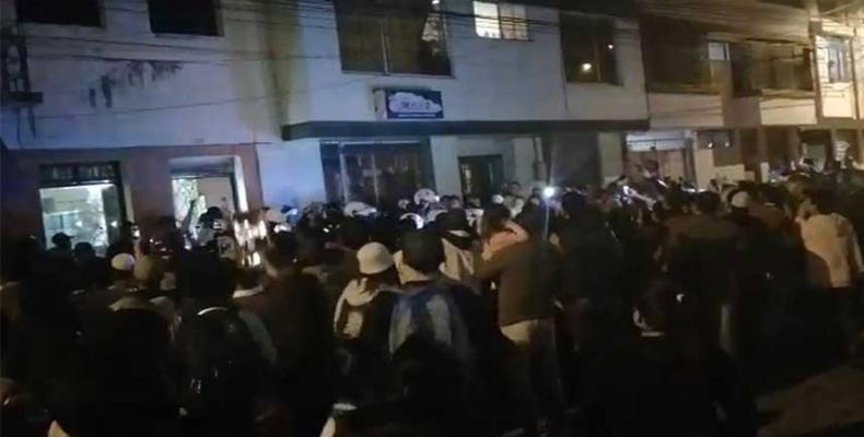 The Venezuelan community in Ecuador denounces the &quot;Night of Broken Glass&quot; in which Ecuadorians pursued Venezuelans throughout the streets of the city