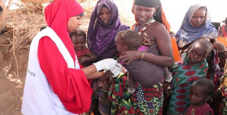 Extederá Etiopía campaña de vacunación a regiones remotas del país. Foto:PL.