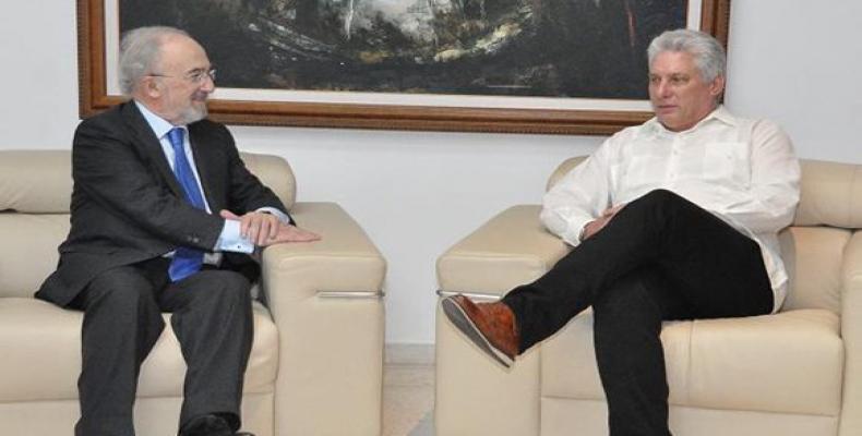 Miguel Díaz-Canel Bermúdez, se reunió la víspera con el director de la Real Academia Española (RAE). Foto: Estudios Revolución.
