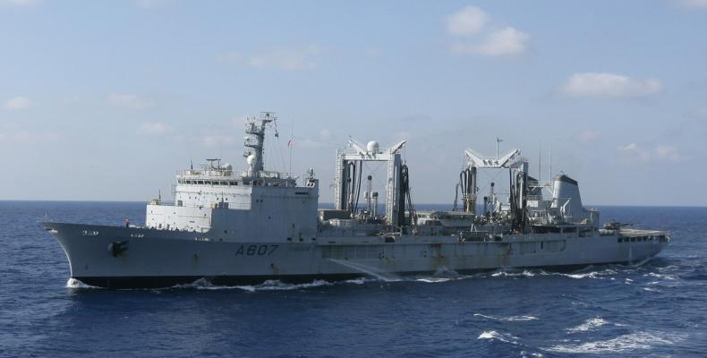 Imagen ilustrativa. La nave auxiliar francesa Meuse en el Mediterráneo, el 22 de abril de 2011.Alexander Klein / AFP