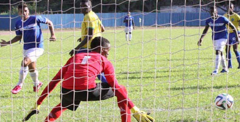 Radio Havana Cuba  Fútbol cubano recibe asesoría de entrenadores