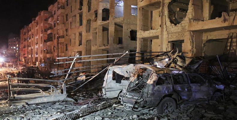 Destrucción tras el ataque en Idlib, en el noroeste de Siria.  Zein Al Rifai / AFP