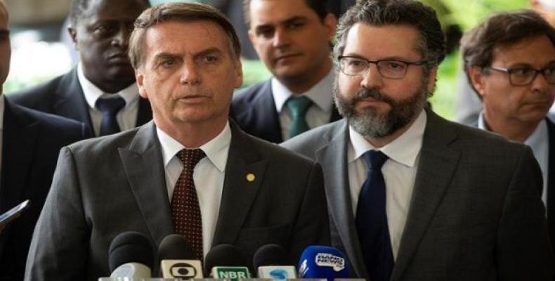 Ernesto Araujo (r), Brazil's new foreign minister does not believe in climate change.   Photo: Reuters