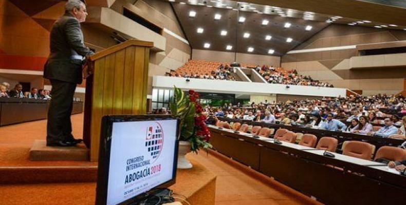 Homero Acosta addresses delegates to International Lawyers Congress 2018. ACN  Photo