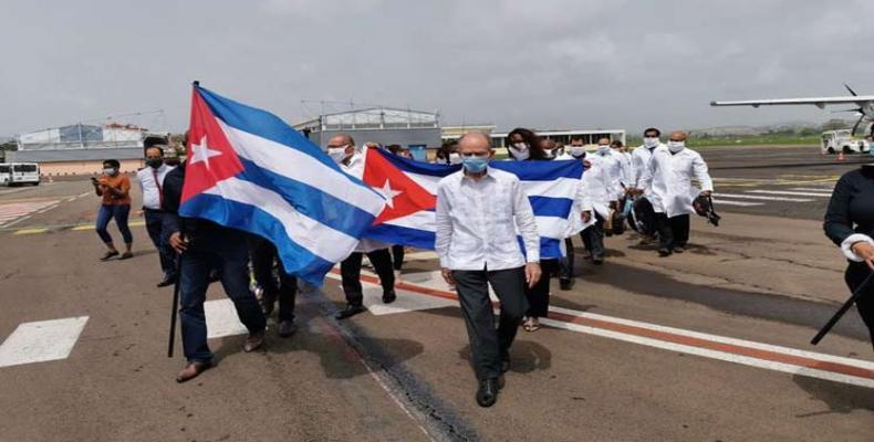 La Martinique a accueilli ce vendredi en toute honneur une brigade médicale cubaine.