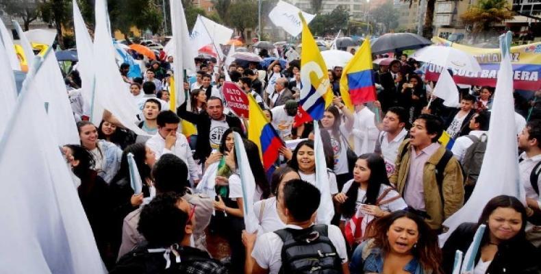 Anterior marcha por la paz en capital colombiana