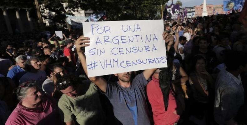 Protestas en Argentina por el despido del popular periodista Victor Hugo Morales.