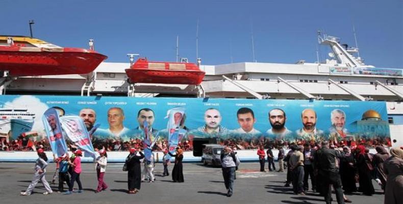 Pro-Palestinian Turks gather on fourth anniversary of a deadly Israeli raid on the Freedom Flotilla, in Istanbul, Turkey, May 30, 2014. (Photo: AP)