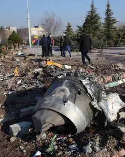 Restos del avión ucraniano derribado en Irán