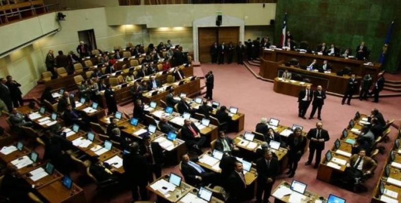 Los diputados exhortaron a EE.UU. a cumplir los principios de derecho internacional de no intervención en los asuntos internos de otros Estados. Foto: Hispantv