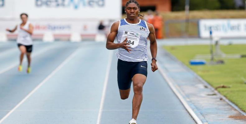 Semenya, durante una competición en Pretoria AFP