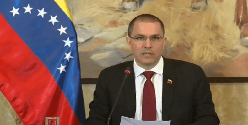 Foreign Minister Jorge Arreaza at a press conference at La Casa Amarilla in Caracas.  (Photo: Cancilleria de Venezuela)