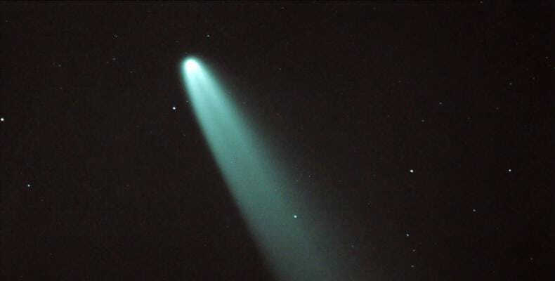 C/2020 F3 (NEOWISE)Wikipedia.Raysastrophotograhy