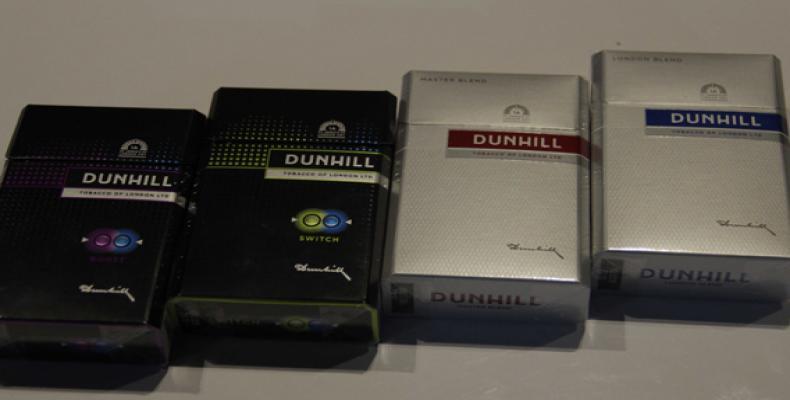 Versiones de cigarrillos Dunhill presenta BRASCUBA Cigarrillos S.A.(Fotos: Alejandro Rodríguez Leiva)