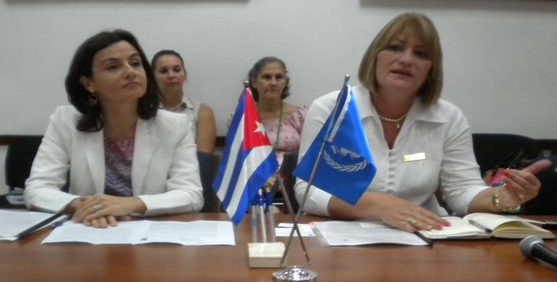 A gauche Soledad Bauza, coordonnatrice résidente à Cuba du PNUD
