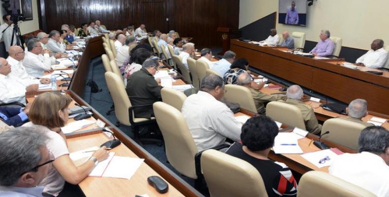 La reunión del Consejo de Ministros estuvo presidida por Miguel Díaz-Canel.Foto: Estudios Revolución.