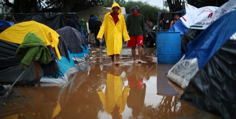 Flooding in U.S. southern border area creates problems.  Photo: teleSUR