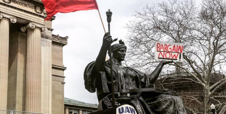 Graduate students on strike at NY Columbia University.  Photo: AP