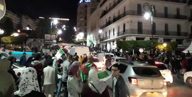 Población argelina escéptica ante futuro político del país. (Foto:PL)