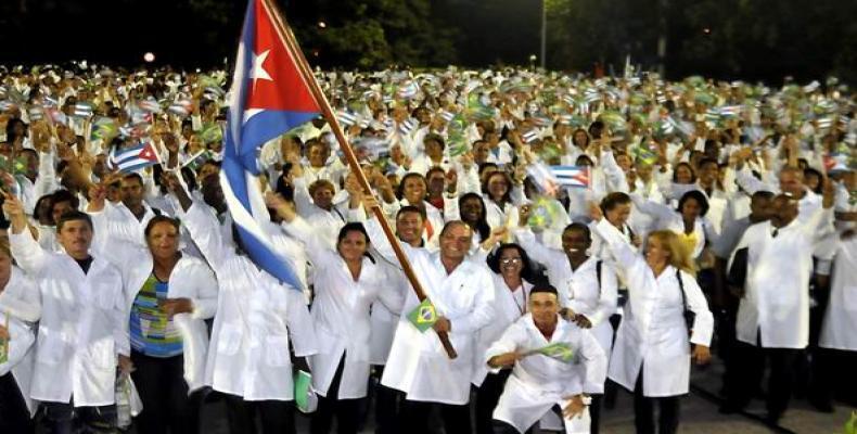 Asciende a más de 8 mil los cooperantes cubanos que brindan sus servicios asistenciales en Brasil.Imágen:Internet.