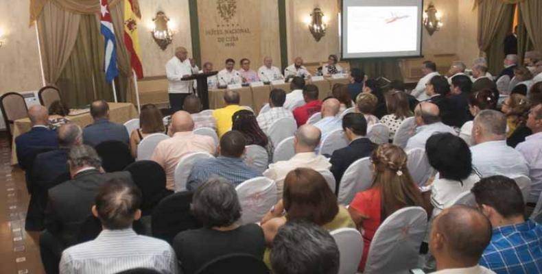 Los hombres de negocio participaron en la apertura de la XXII Sesión del Comité Empresarial Cuba España, que culminó este viernes en el Hotel Nacional.Foto:PL.