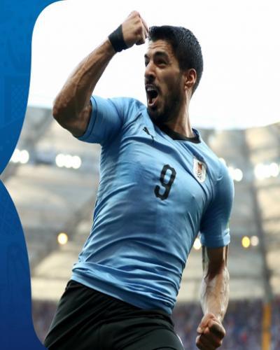 El gol de Luis Suárez en el segundo choque de su equipo llevó a Uruguay a octavos de final
