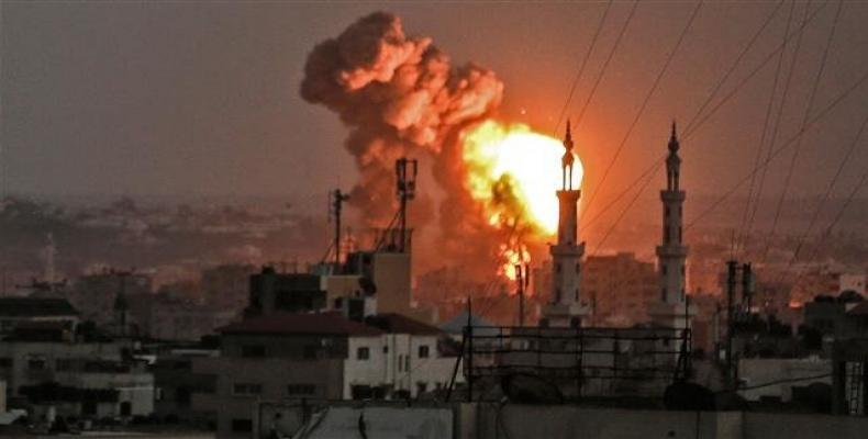 A picture taken on July 20, 2018 shows a fireball exploding in Gaza City during Israeli bombardment of the area.  Photo: AFP