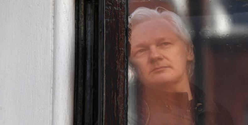 Julian Assange in danger of being extradited to U.S.  Photo: teleSUR