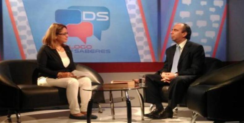 Rogelio Polanco en el canal venezolano Vive TV. Foto tomada de Cubaminrex